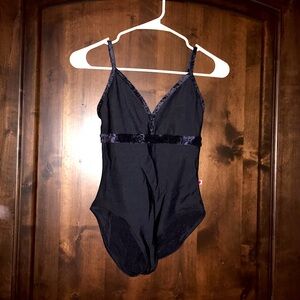 Yumiko Leotard.